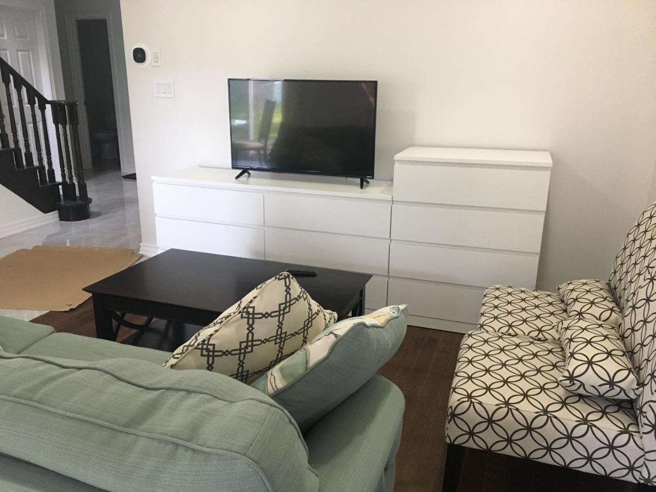 Home Base 마컴 외부 사진